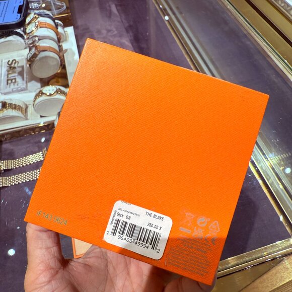 Tory Burch Reva Gold Watch TBW4029 - Picture 3 of 8